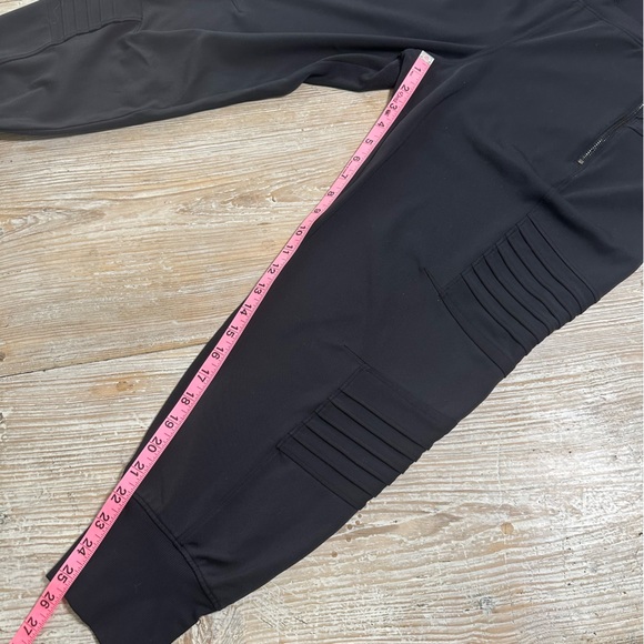 Athleta Women's Venice Moto Black High-Waisted Jogger Pants Black Sz L EUC - Picture 16 of 16